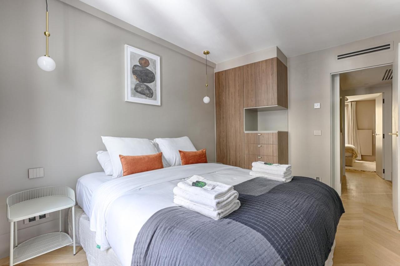 Unique Luxury Parisian Flat 2Br/6P -Champs Elysees Экстерьер фото